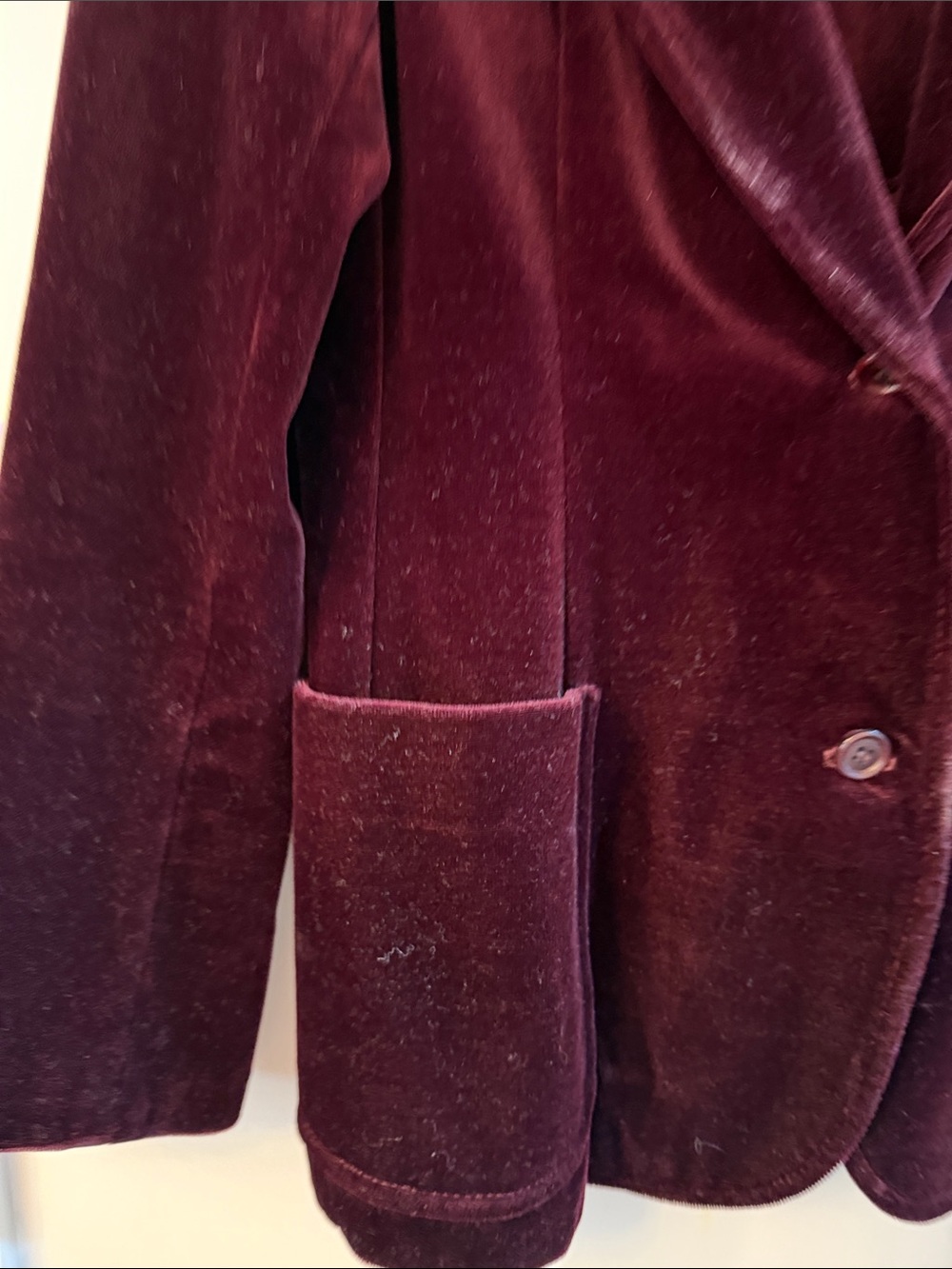 Vintage Women's Velvet Blazer Jacket in Burgundy - Picture 2 of 5